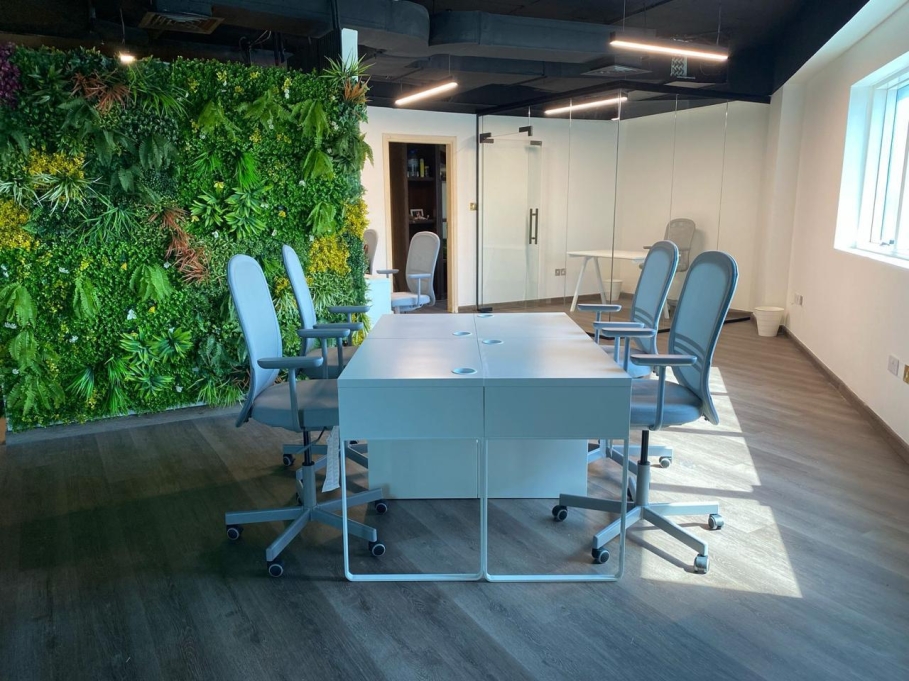 Interior design contractors