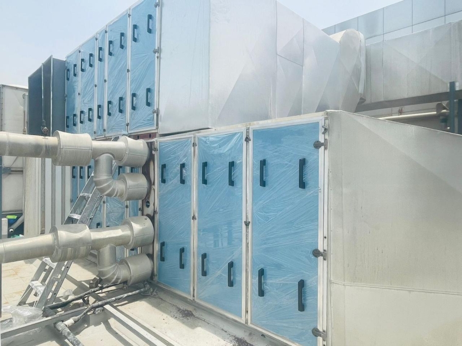 Jumeriah lake towers 